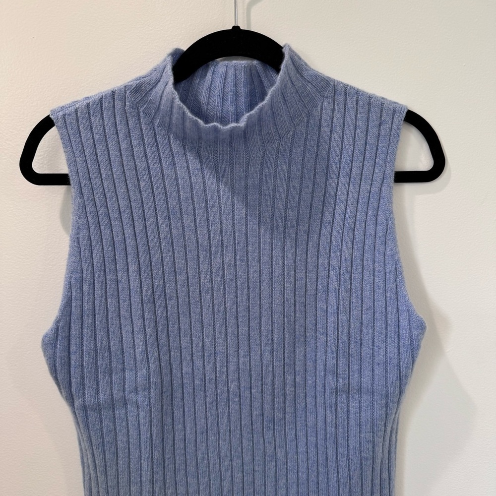 KHAITE Jolene Blueberry Blue Sleeveless Cashmere Turtleneck Sweater Size XL - Picture 10 of 16